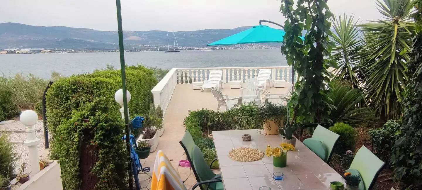 House 240m² in Croatia, Ciovo. Priced at 1200000€ rent photo-25