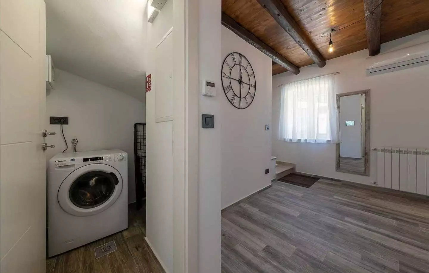 House 450m² in Croatia, Novigrad. Priced at 1300000€ rent photo-19