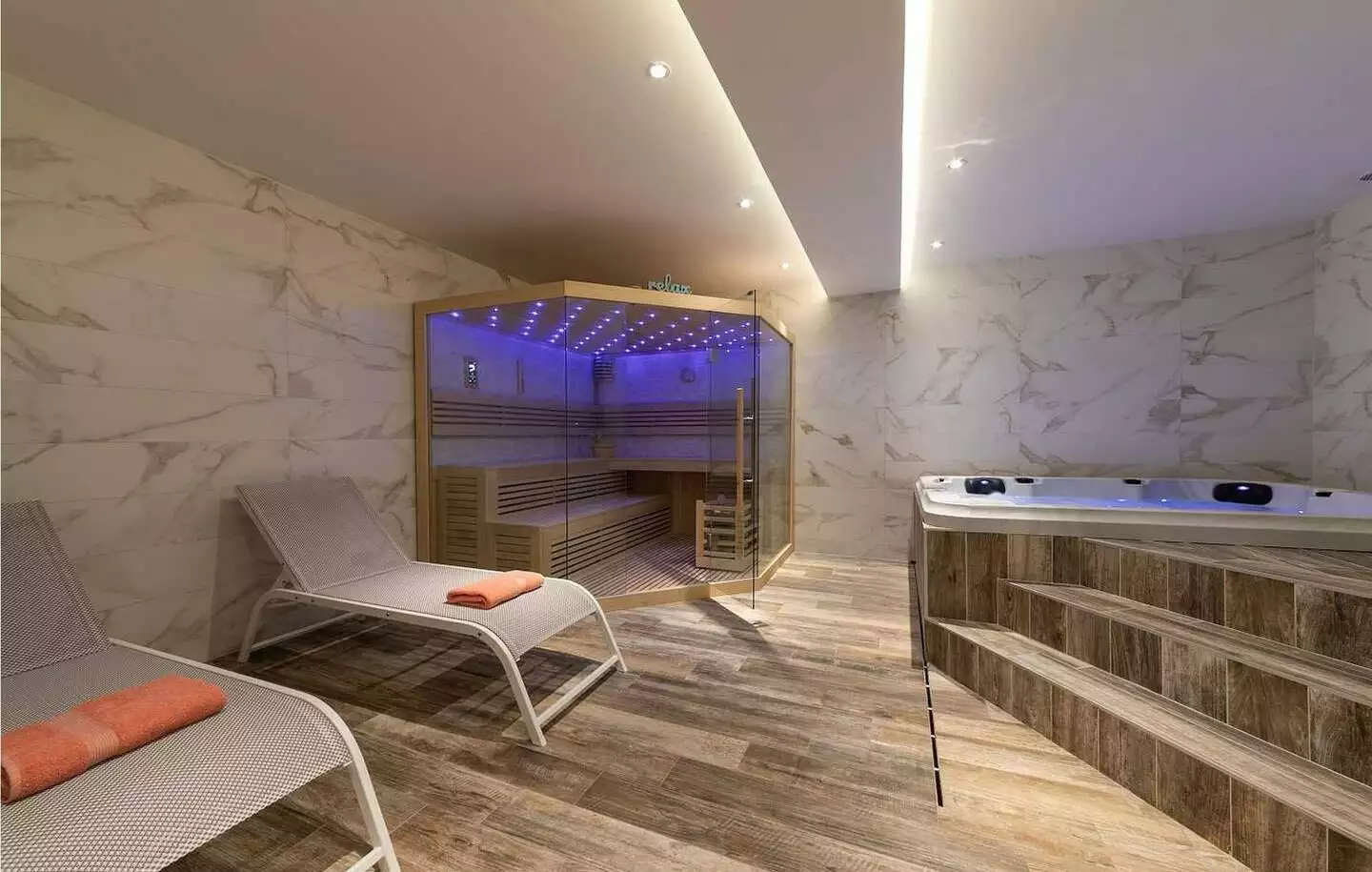 House 450m² in Croatia, Novigrad. Priced at 1300000€ rent photo-29