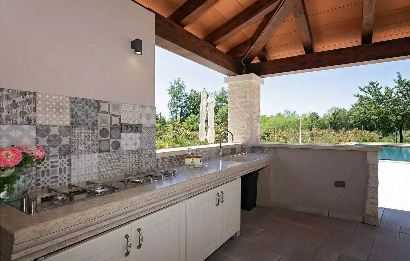 House 450m² in Croatia, Novigrad. Priced at 1300000€ rent photo-35