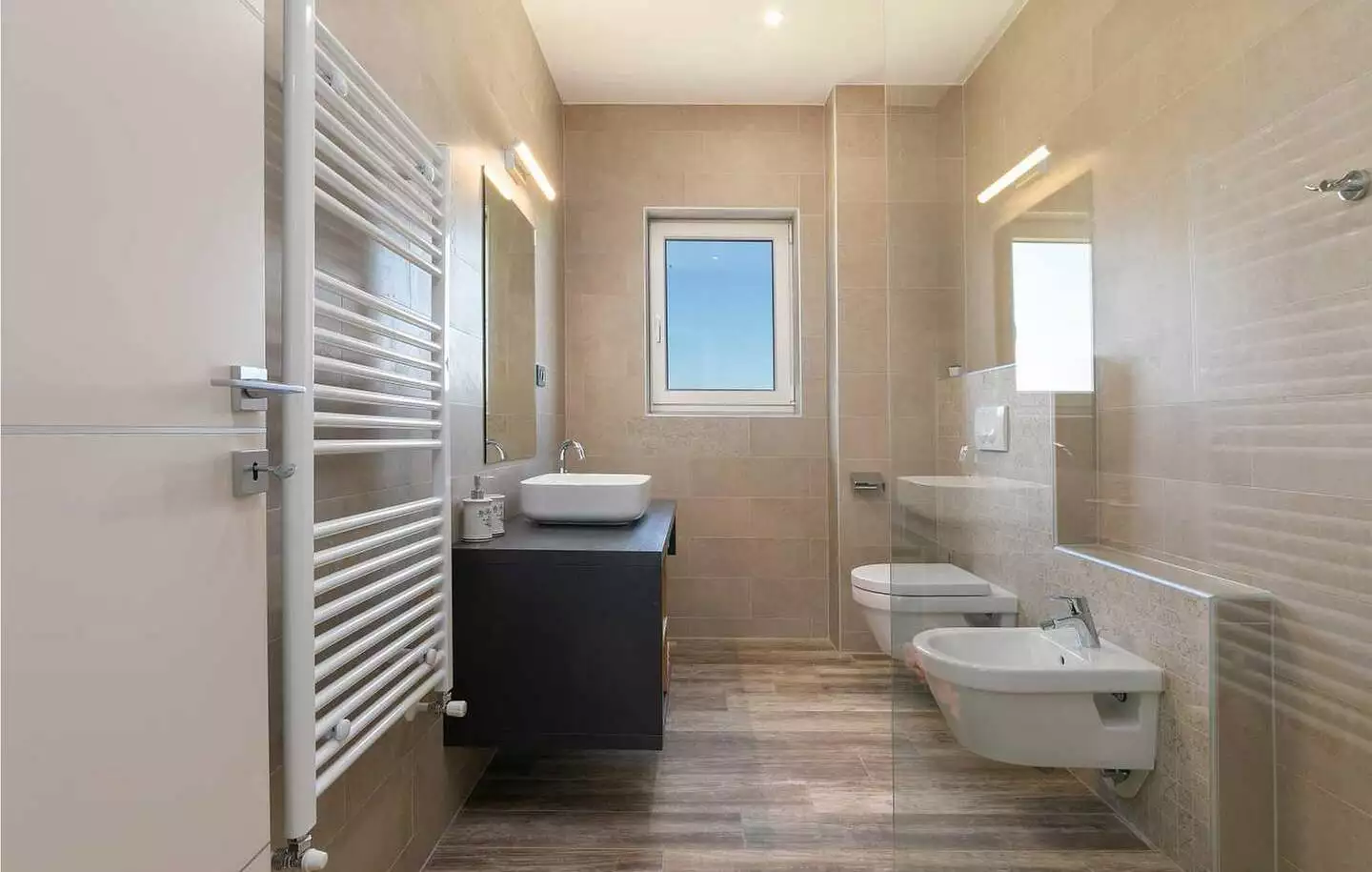 House 450m² in Croatia, Novigrad. Priced at 1300000€ rent photo-41