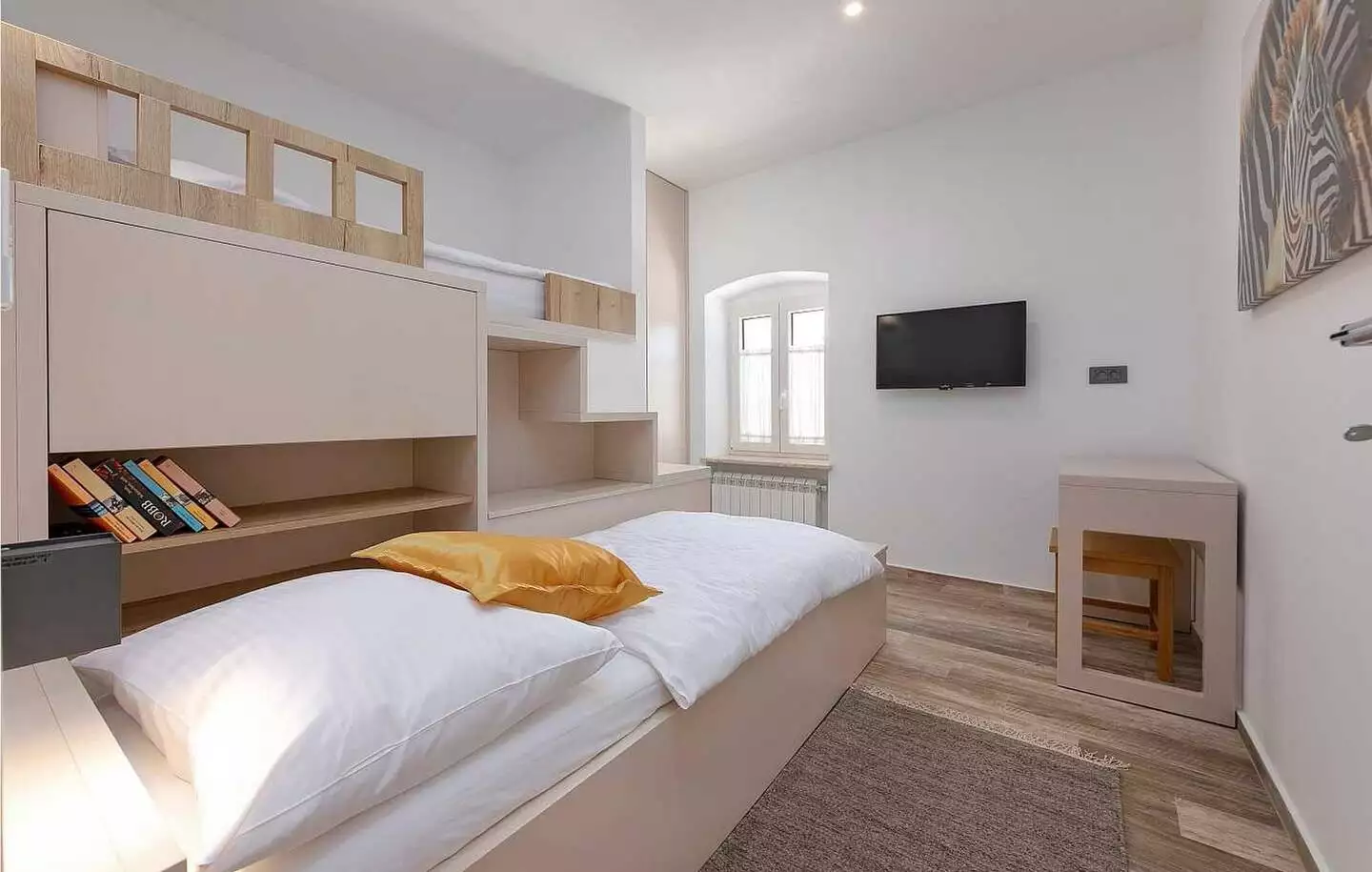 House 450m² in Croatia, Novigrad. Priced at 1300000€ rent photo-47