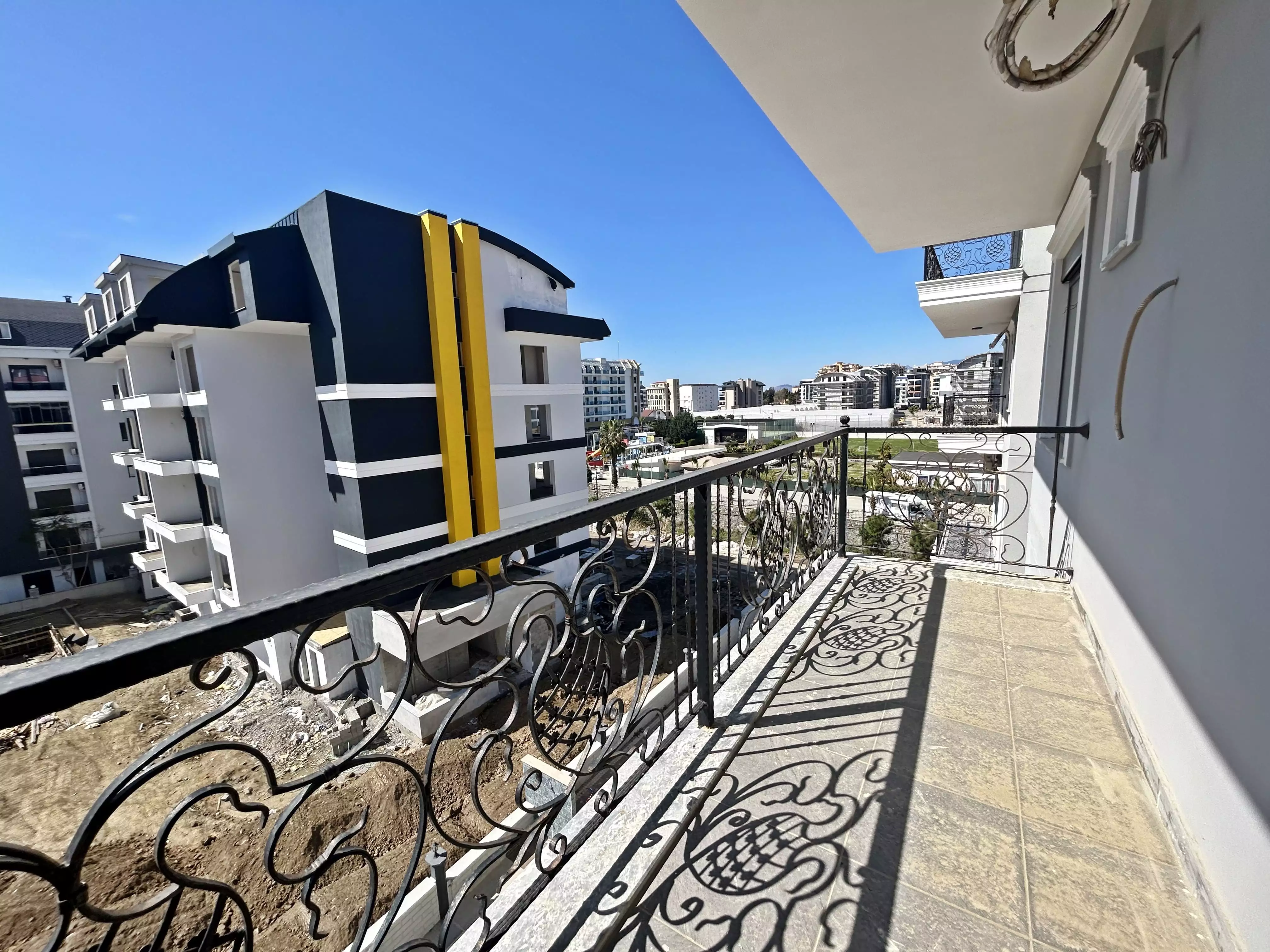Flat 50m² in Turkey, Kargicak. Priced at 64000€ rent photo-8