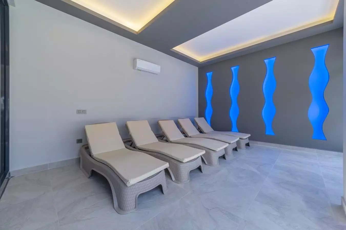 Flat 115m² in Turkey, Mahmutlar. Priced at 165000€ rent photo-2