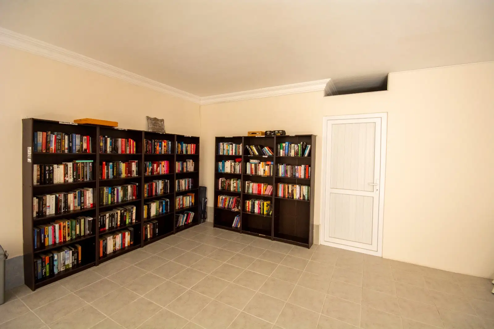 Flat 120m² in Turkey, Mahmutlar. Priced at 125000€ rent photo-1