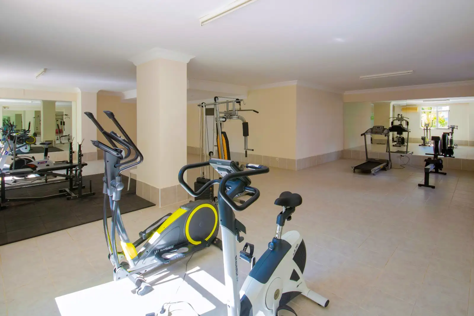 Flat 120m² in Turkey, Mahmutlar. Priced at 125000€ rent photo-8