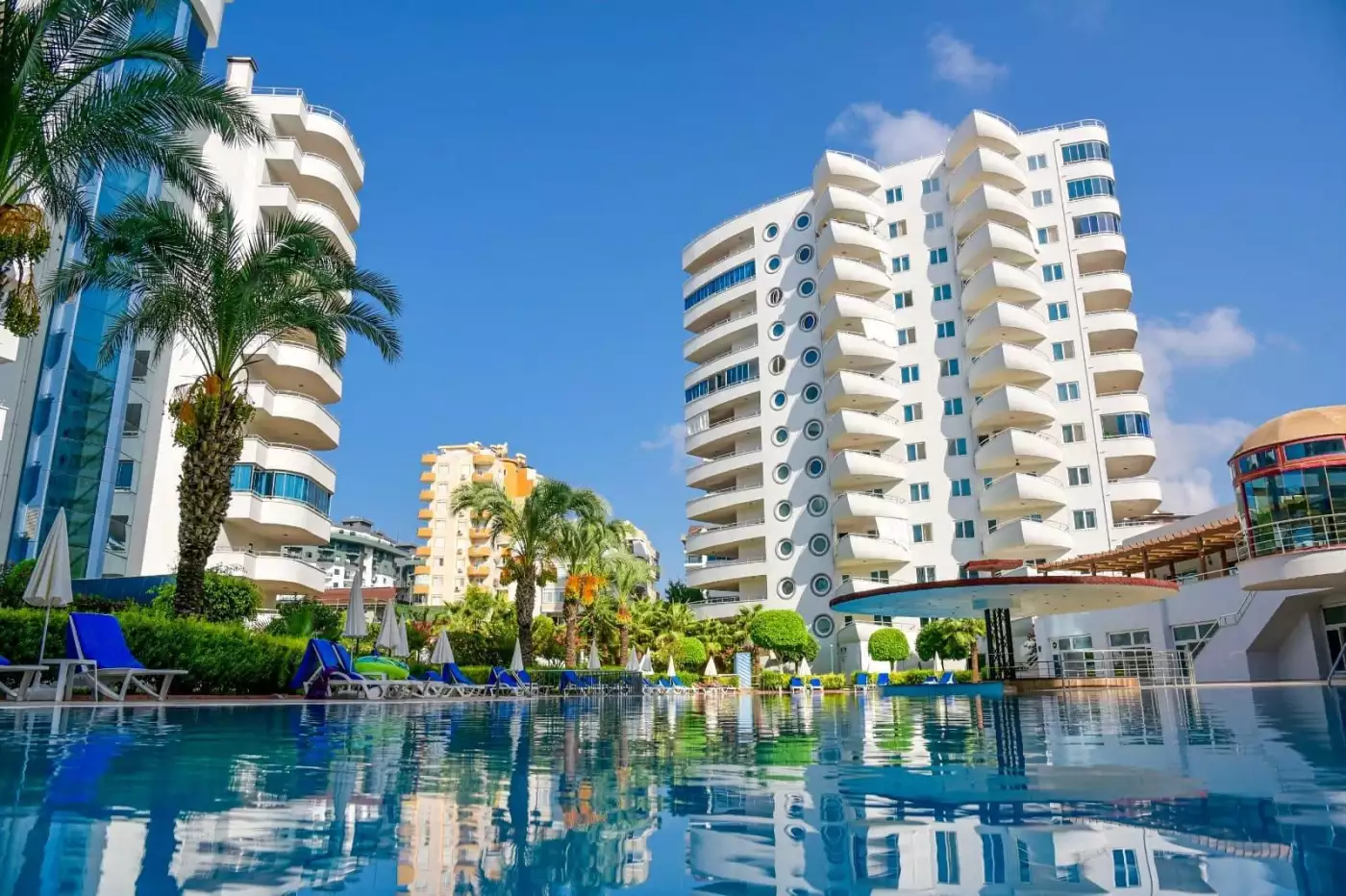 Flat 115m² in Turkey, Mahmutlar. Priced at 120000€ rent photo-1