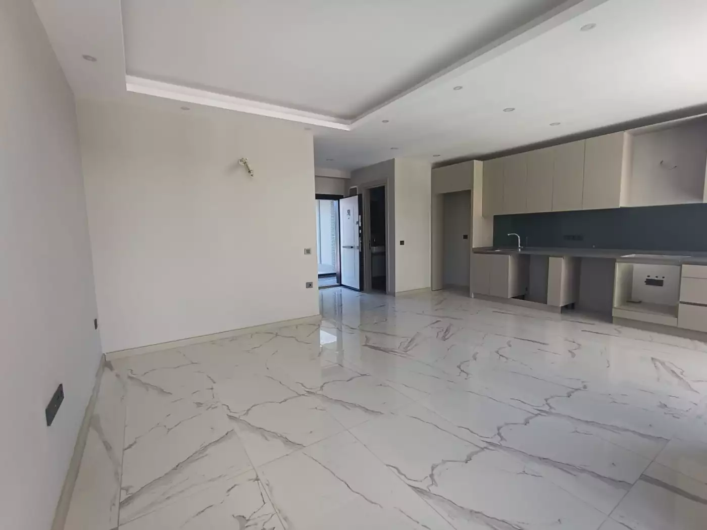 Penthouse 100m² in Turkey, Kargicak. Priced at 145000€ rent photo-1