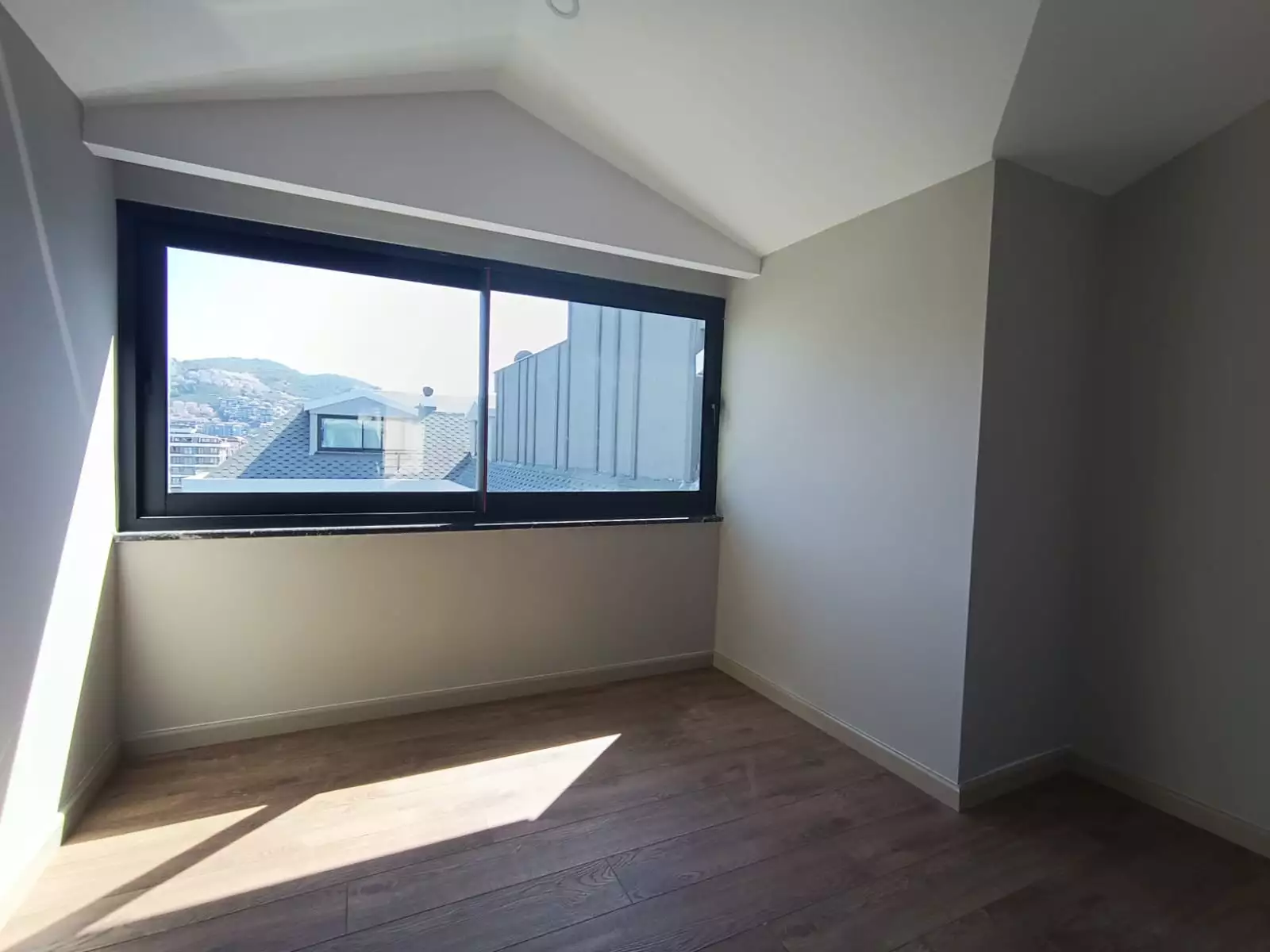 Penthouse 100m² in Turkey, Kargicak. Priced at 145000€ rent photo-16