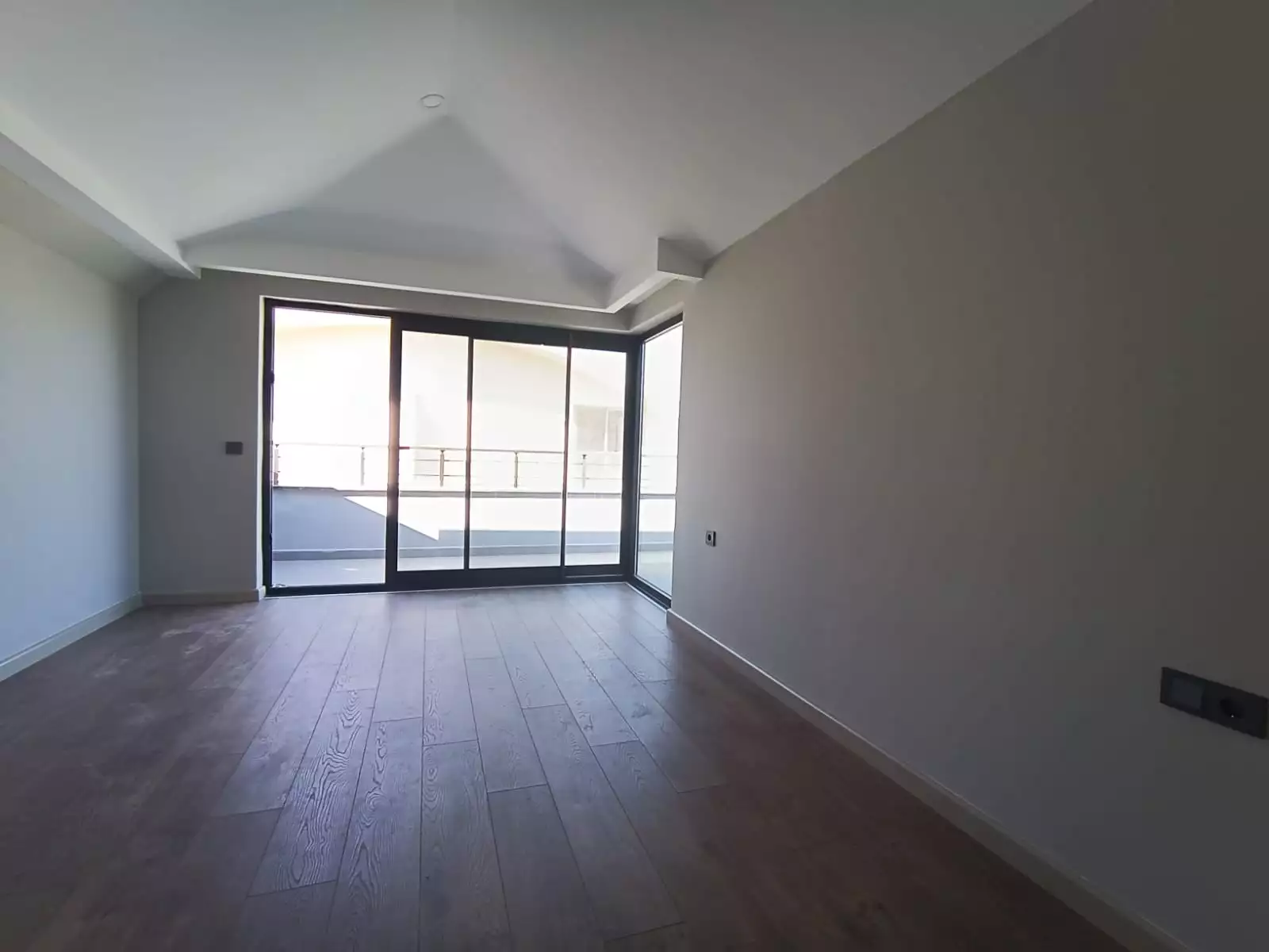 Penthouse 100m² in Turkey, Kargicak. Priced at 145000€ rent photo-24