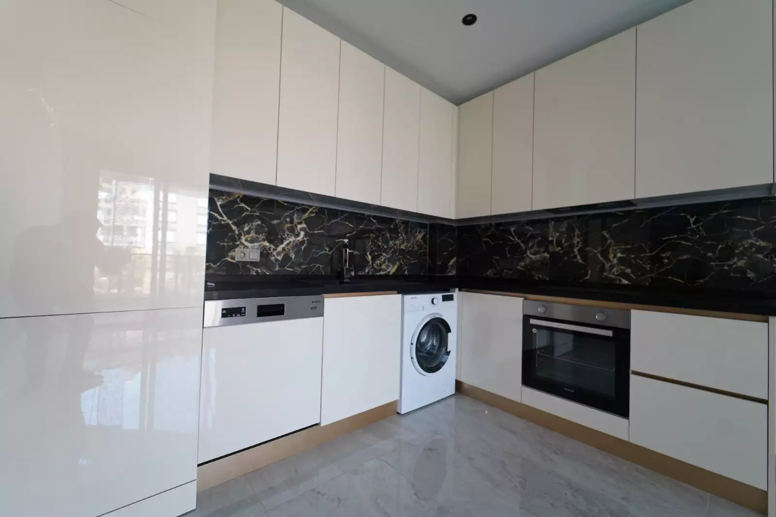 Flat 56m² in Turkey, Oba. Priced at 126500€ rent photo-15