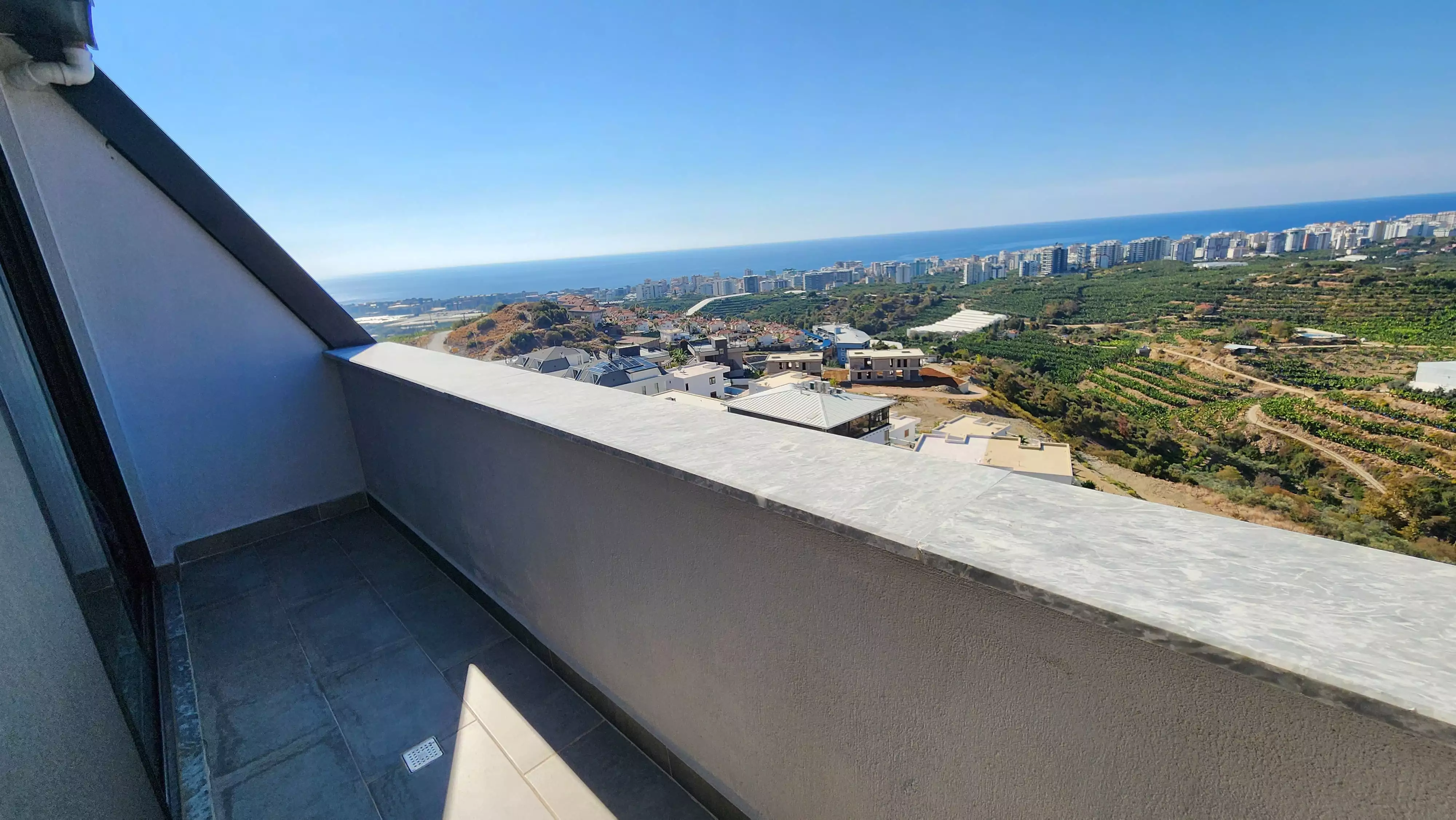 Penthouse 180m² in Turkey, Kargicak. Priced at 485000€ rent photo-12