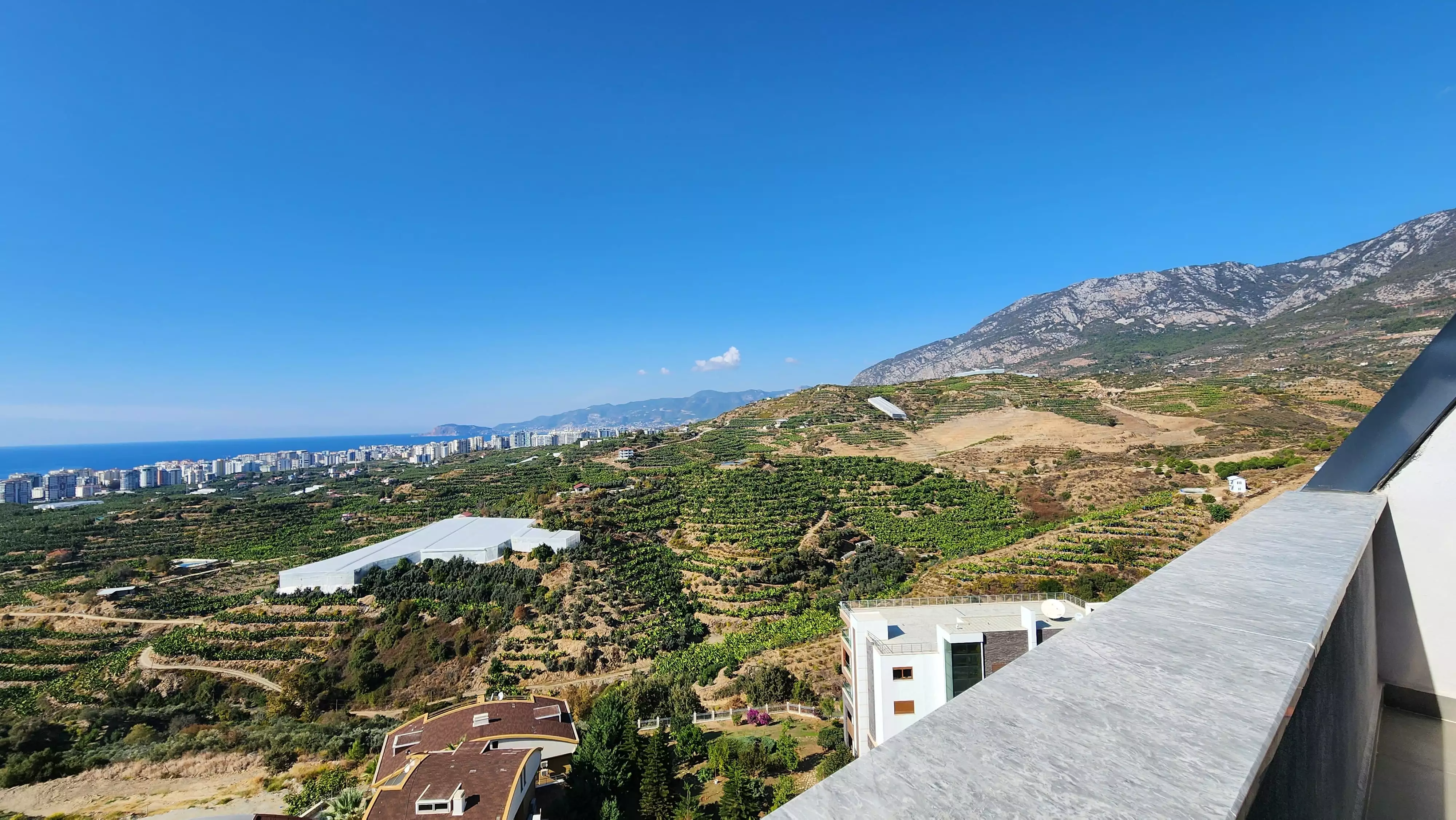 Penthouse 180m² in Turkey, Kargicak. Priced at 485000€ rent photo-17