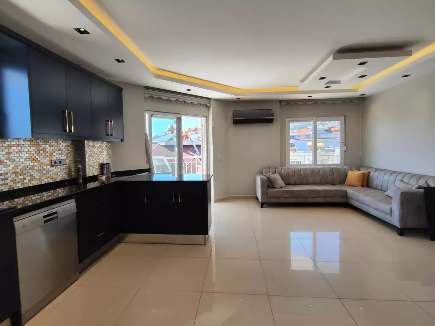 Flat 200m² in Turkey, Cikcilli. Priced at 385000€ rent photo-5