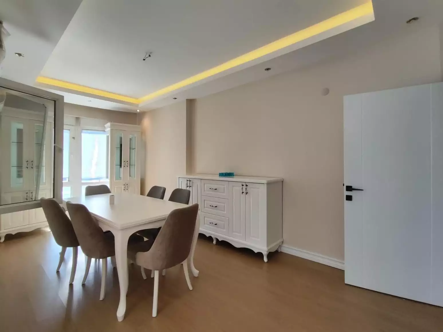 Flat 200m² in Turkey, Cikcilli. Priced at 385000€ rent photo-20