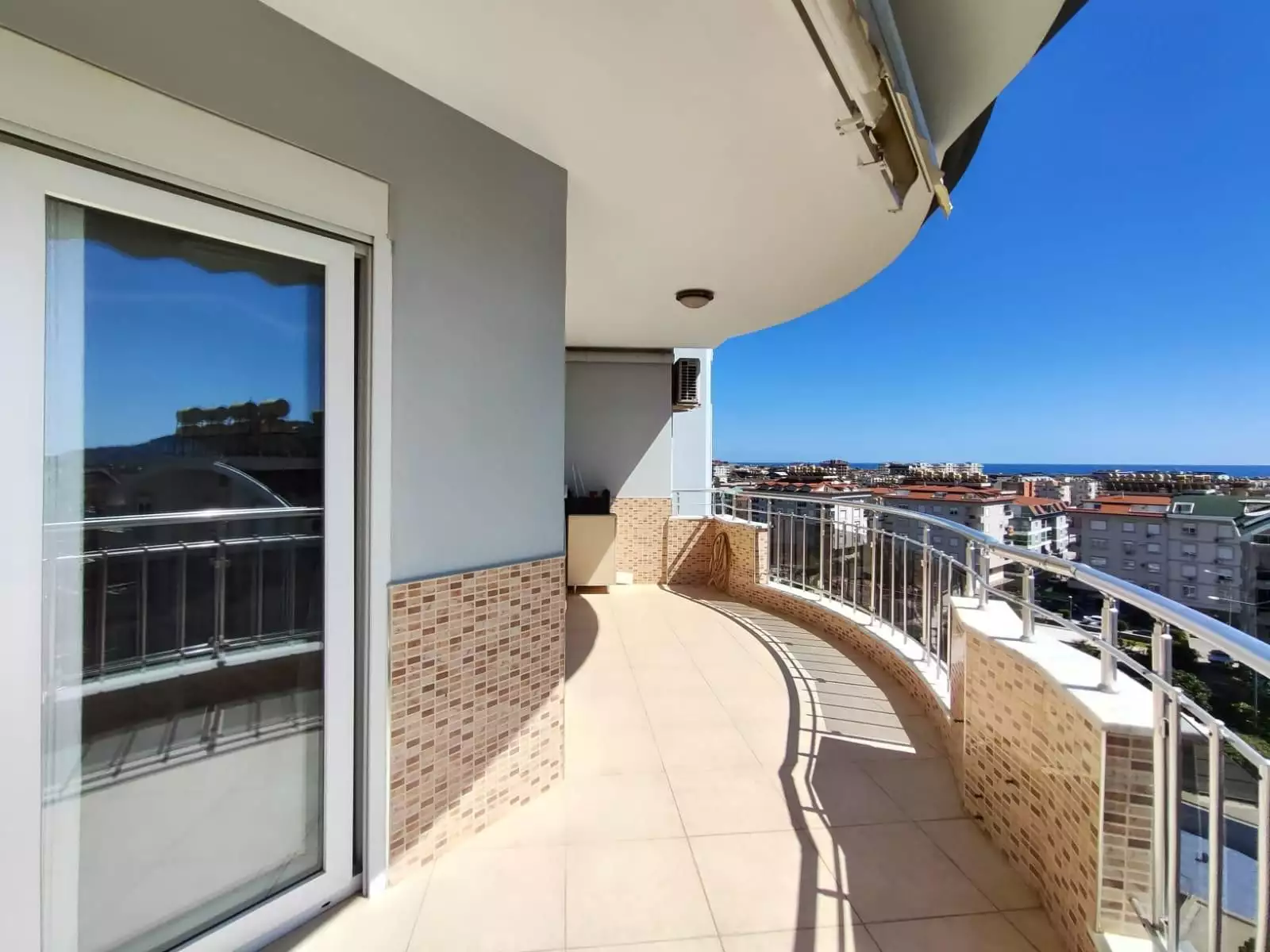 Flat 200m² in Turkey, Cikcilli. Priced at 385000€ rent photo-27