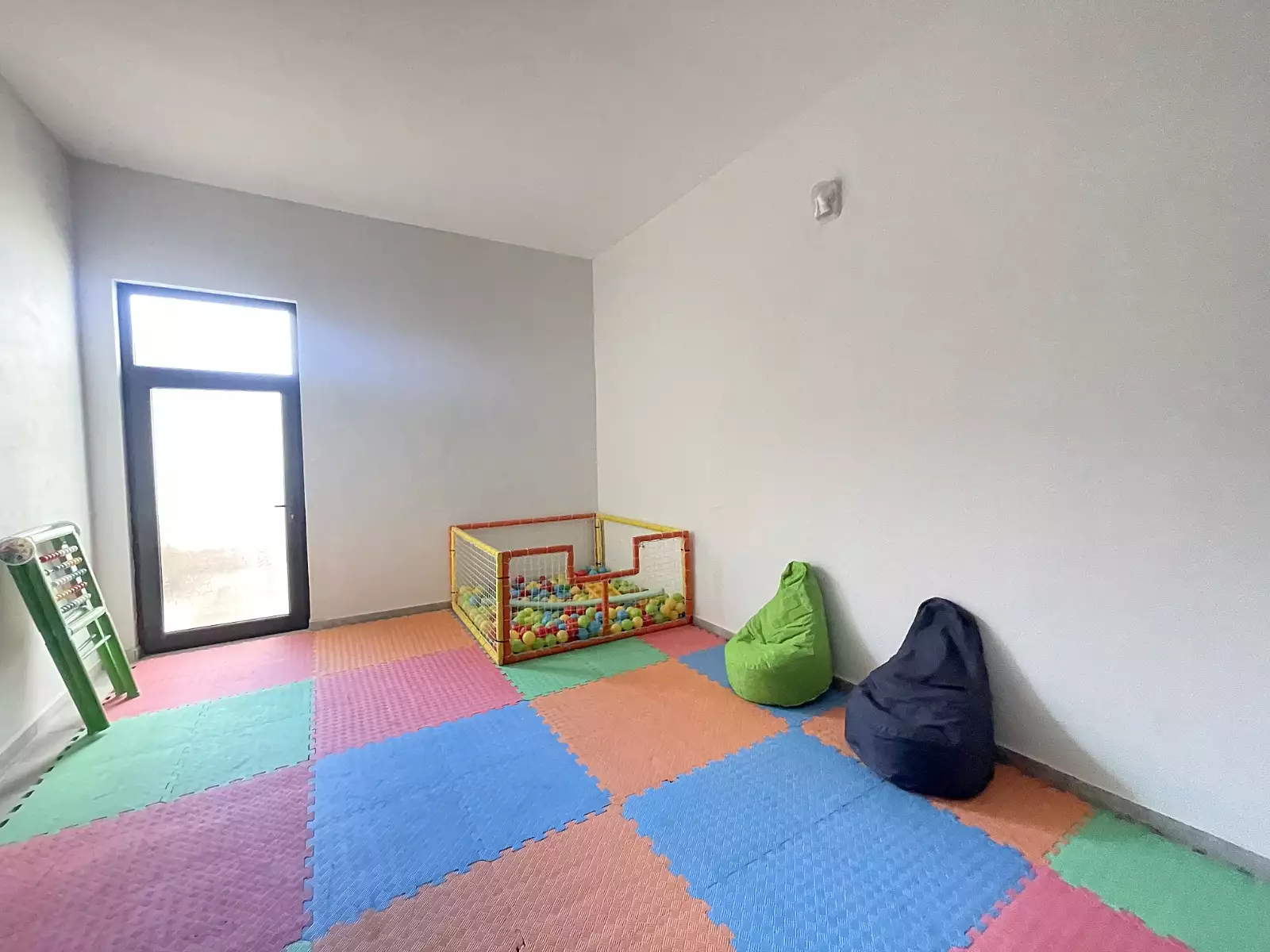 Flat 55m² in Turkey, Mahmutlar. Priced at 77000€ rent photo-9