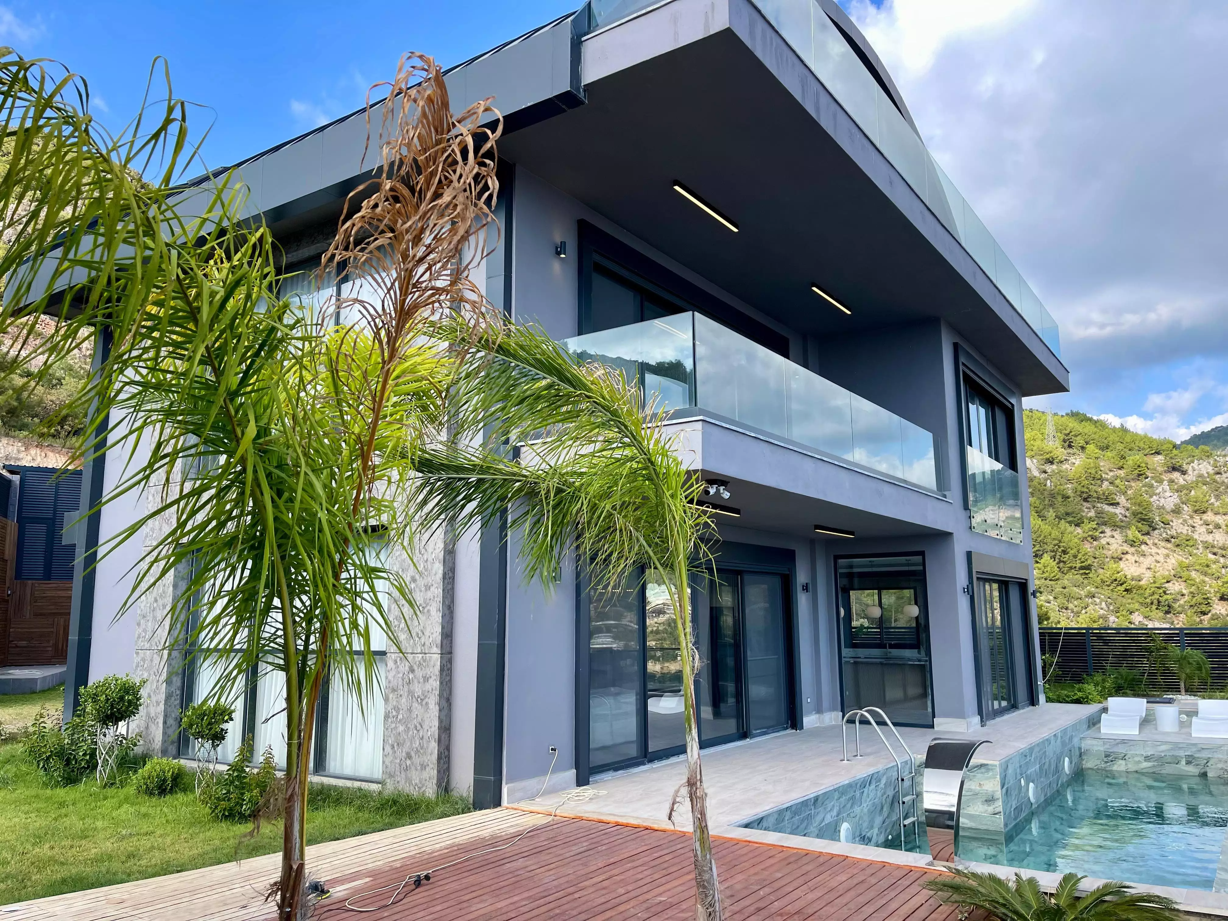 Villa 346m² in Turkey, Alania. Priced at 990000€ rent photo-3