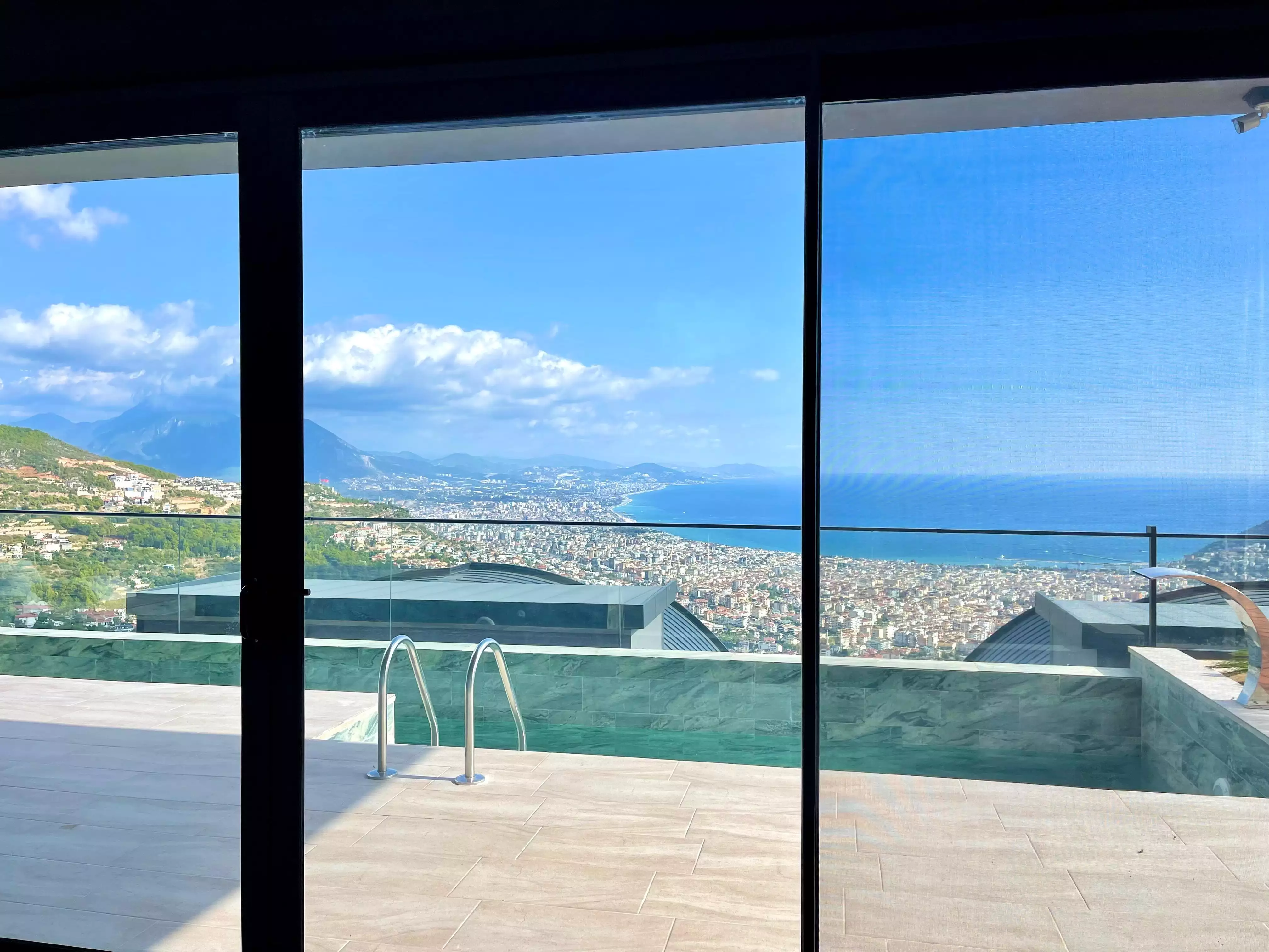 Villa 346m² in Turkey, Alania. Priced at 990000€ rent photo-9