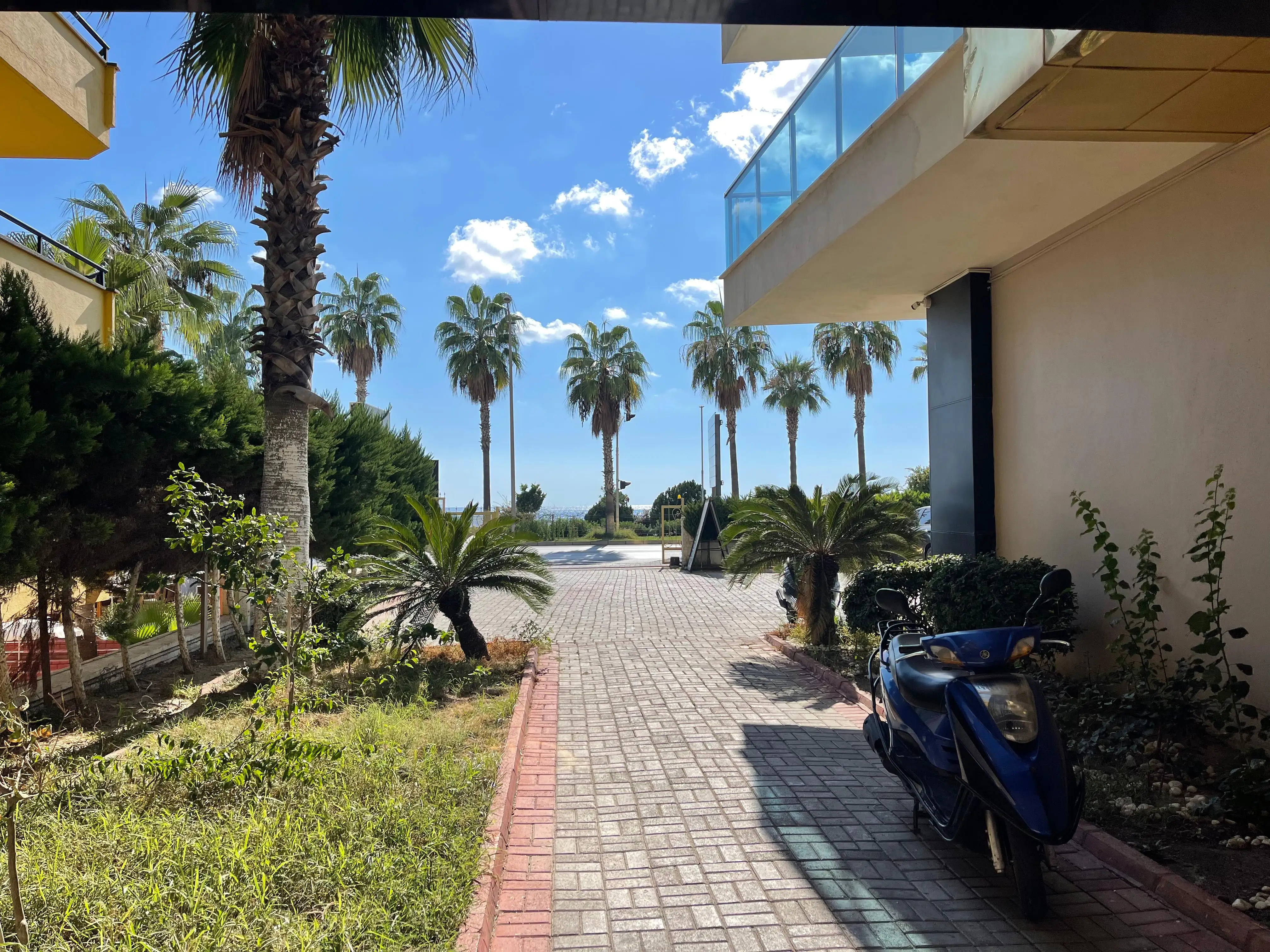 Flat 115m² in Turkey, Mahmutlar. Priced at 330000€ rent photo-16