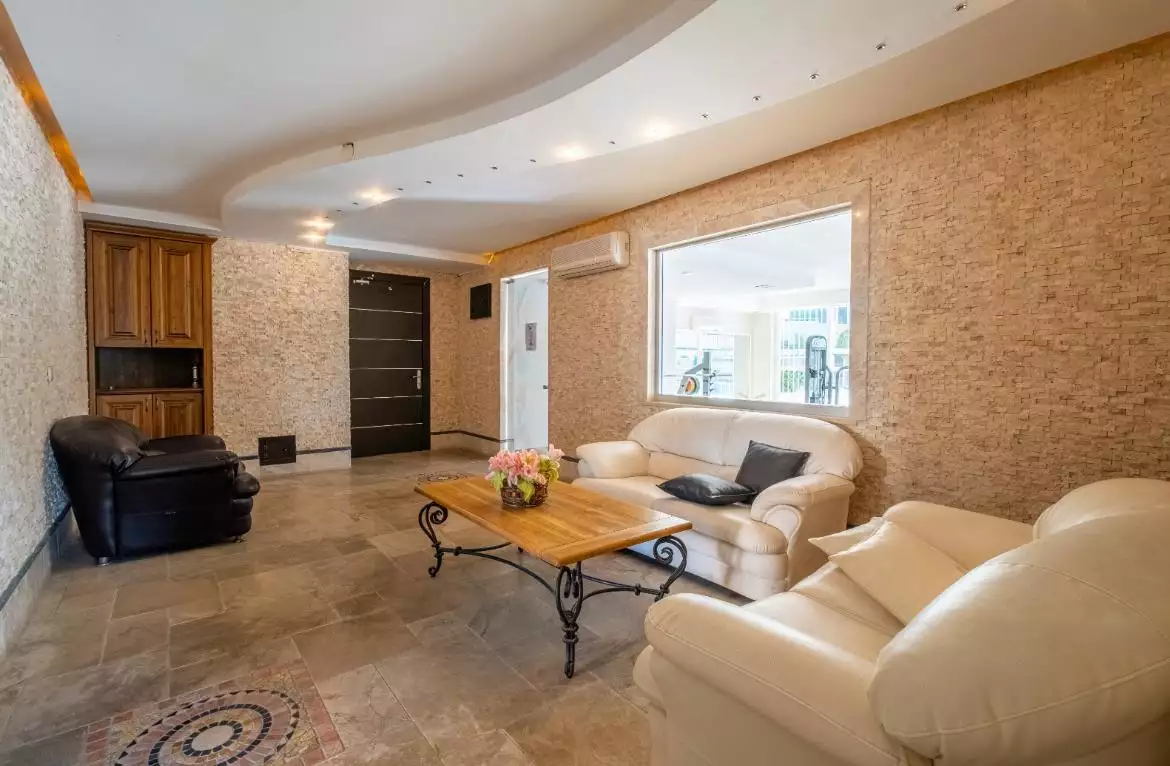 Flat 120m² in Turkey, Tosmur. Priced at 242000€ rent photo-8