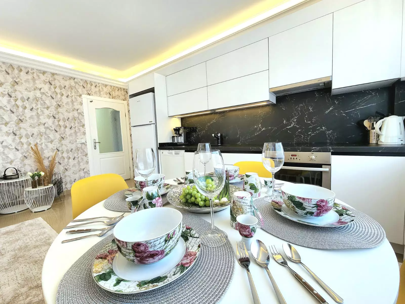 Flat 100m² in Turkey, Cikcilli. Priced at 220000€ rent photo-17