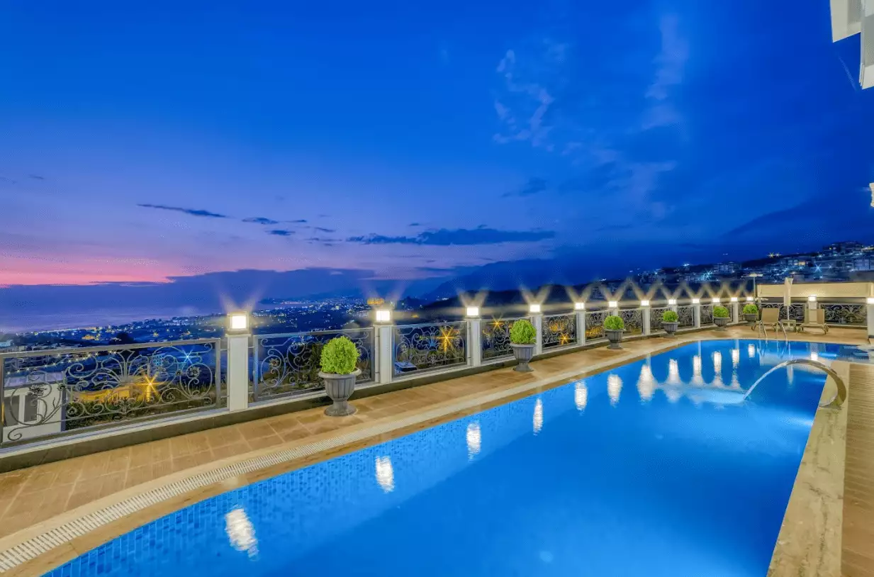 Villa 610m² in Turkey, Kargicak. Priced at 1850000€ rent photo-12