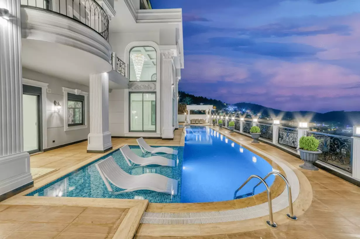 Villa 610m² in Turkey, Kargicak. Priced at 1850000€ rent photo-14