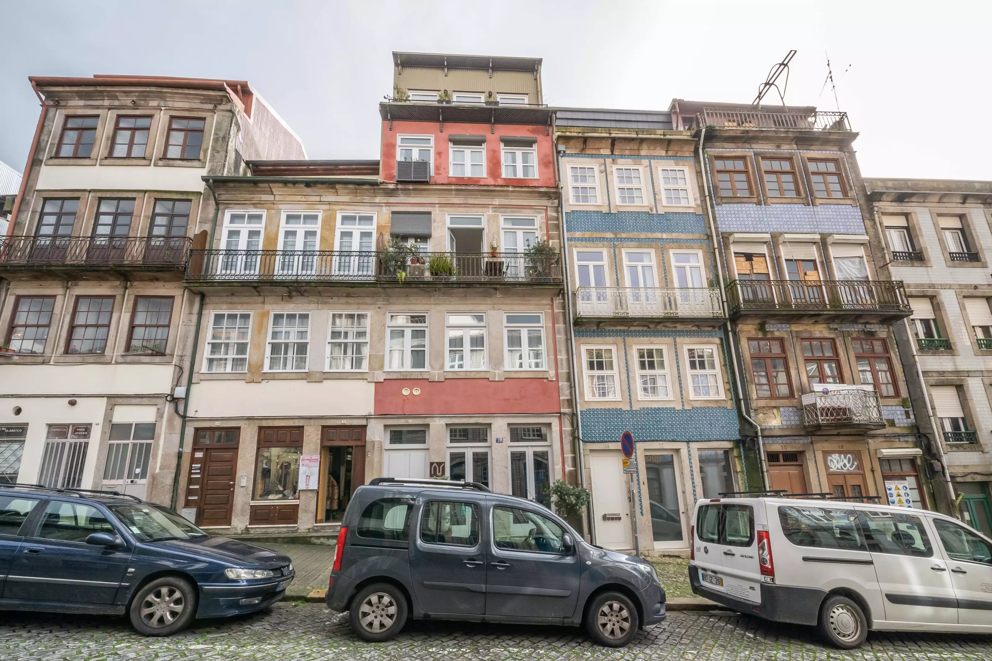 Hotels 257m² in Portugal, Porto. Priced at 1000000€ rent photo-1
