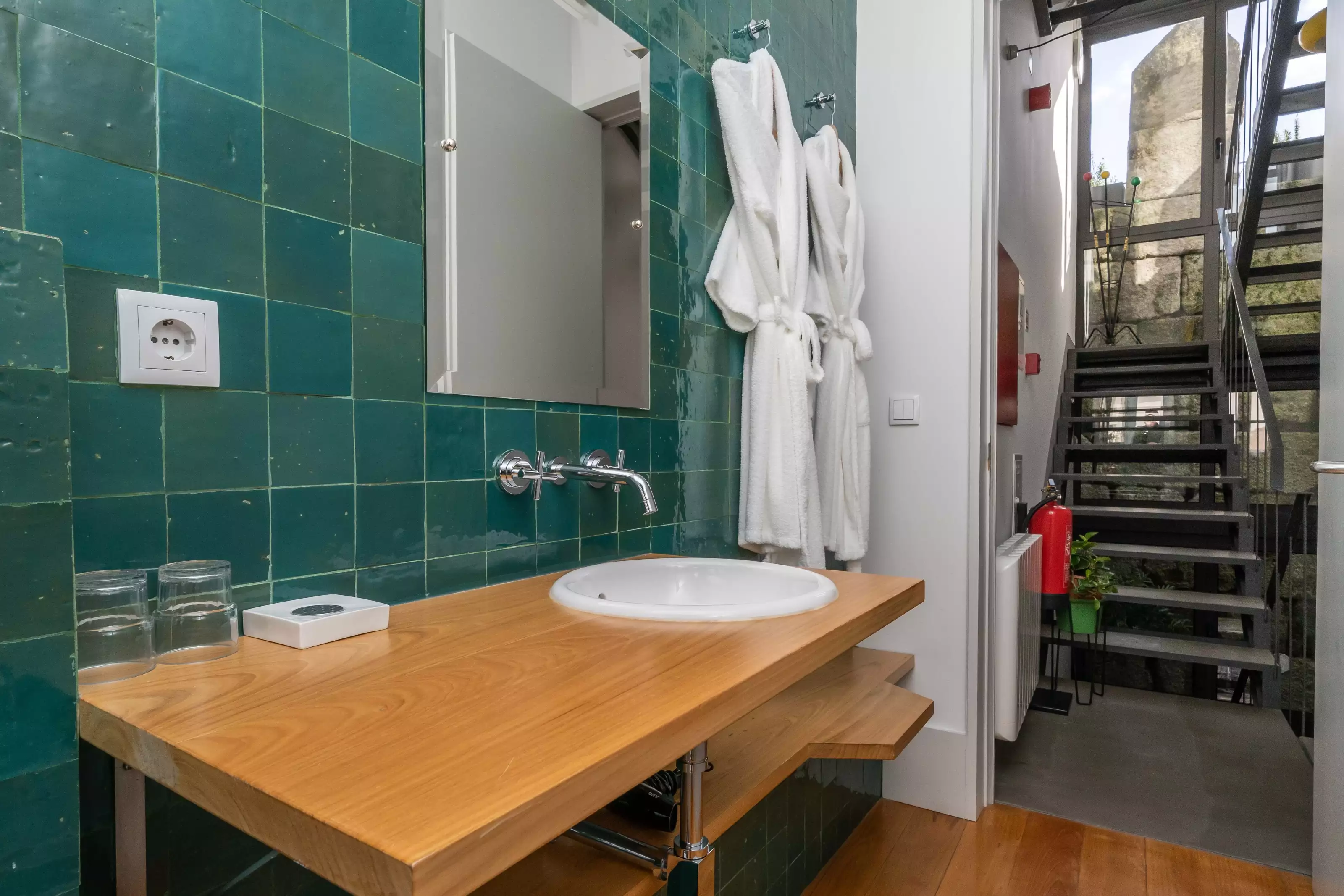 Hotels 257m² in Portugal, Porto. Priced at 1000000€ rent photo-38