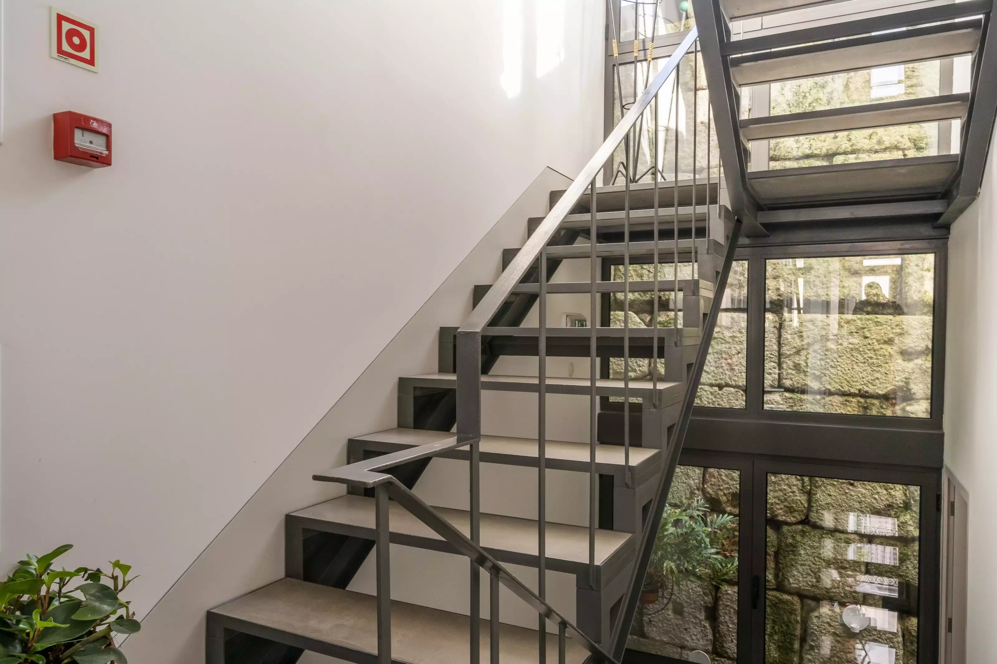 Hotels 257m² in Portugal, Porto. Priced at 1000000€ rent photo-40