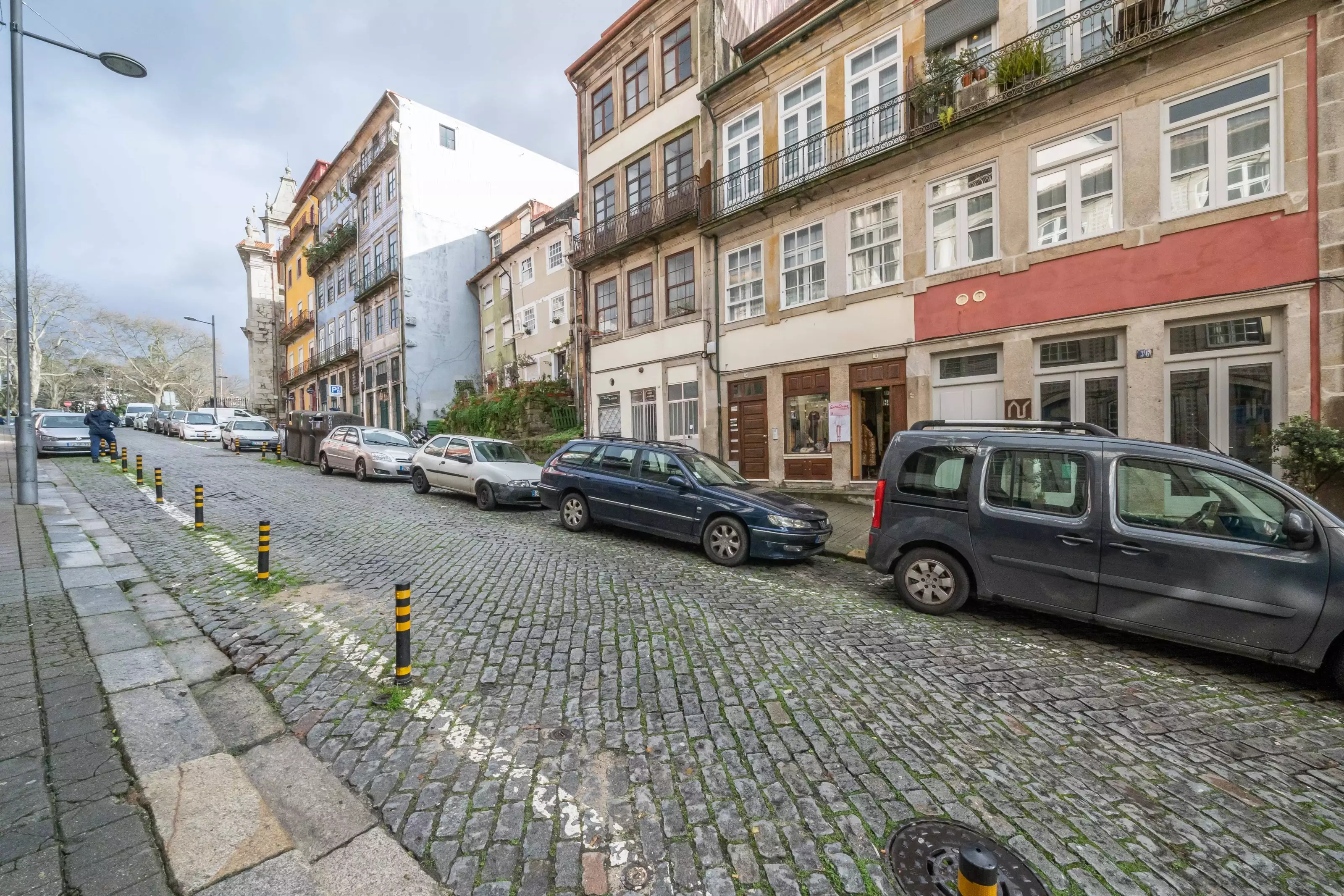 Hotels 257m² in Portugal, Porto. Priced at 1000000€ rent photo-61