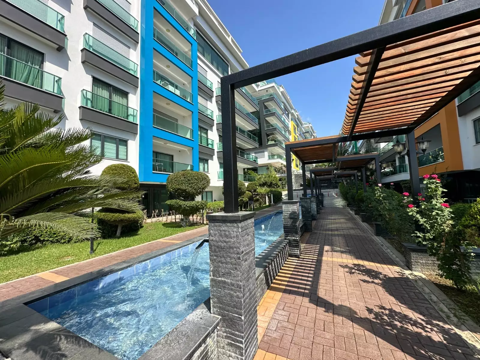 Flat 110m² in Turkey, Kargicak. Priced at 281000€ rent photo-21