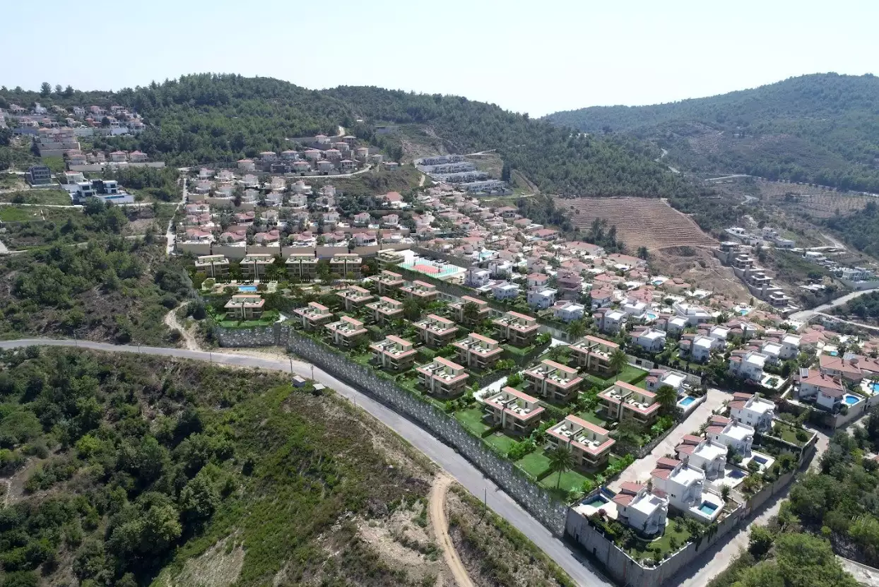 Villa 180m² in Turkey, Kargicak. Priced at 396000€ rent photo-5
