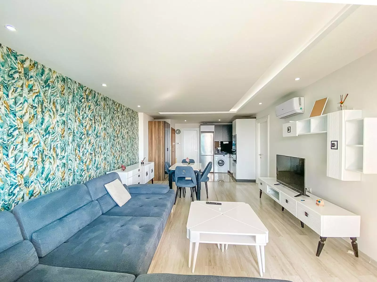 Flat 85m² in Turkey, Kargicak. Priced at 173000€ rent photo-11