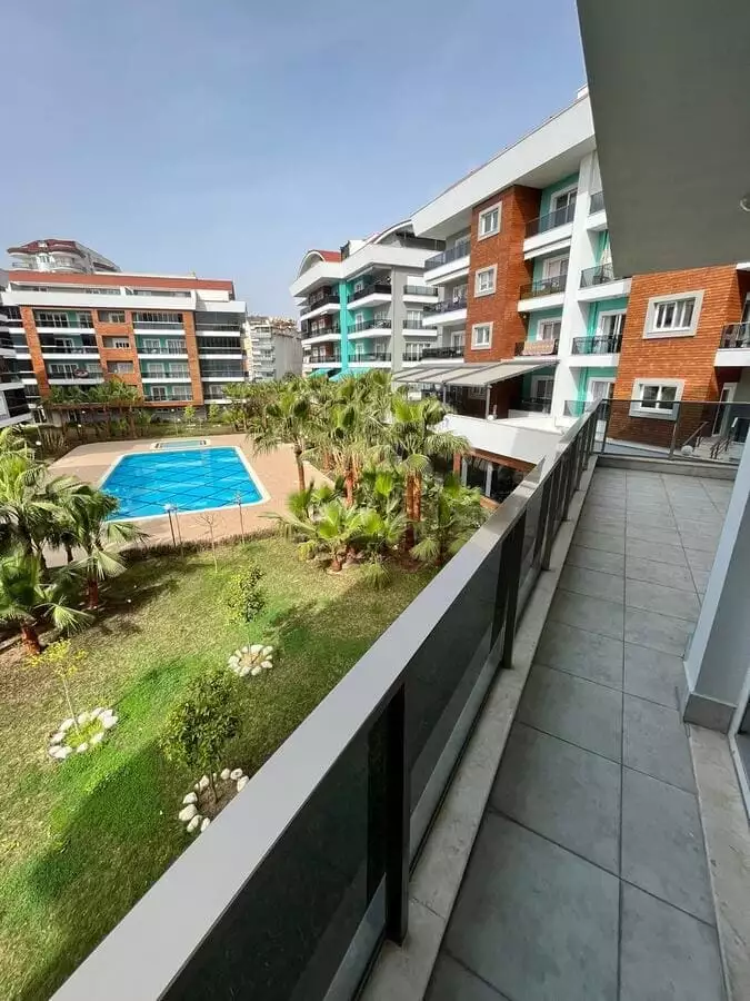 Flat 160m² in Turkey, Oba. Priced at 330000€ rent photo-1