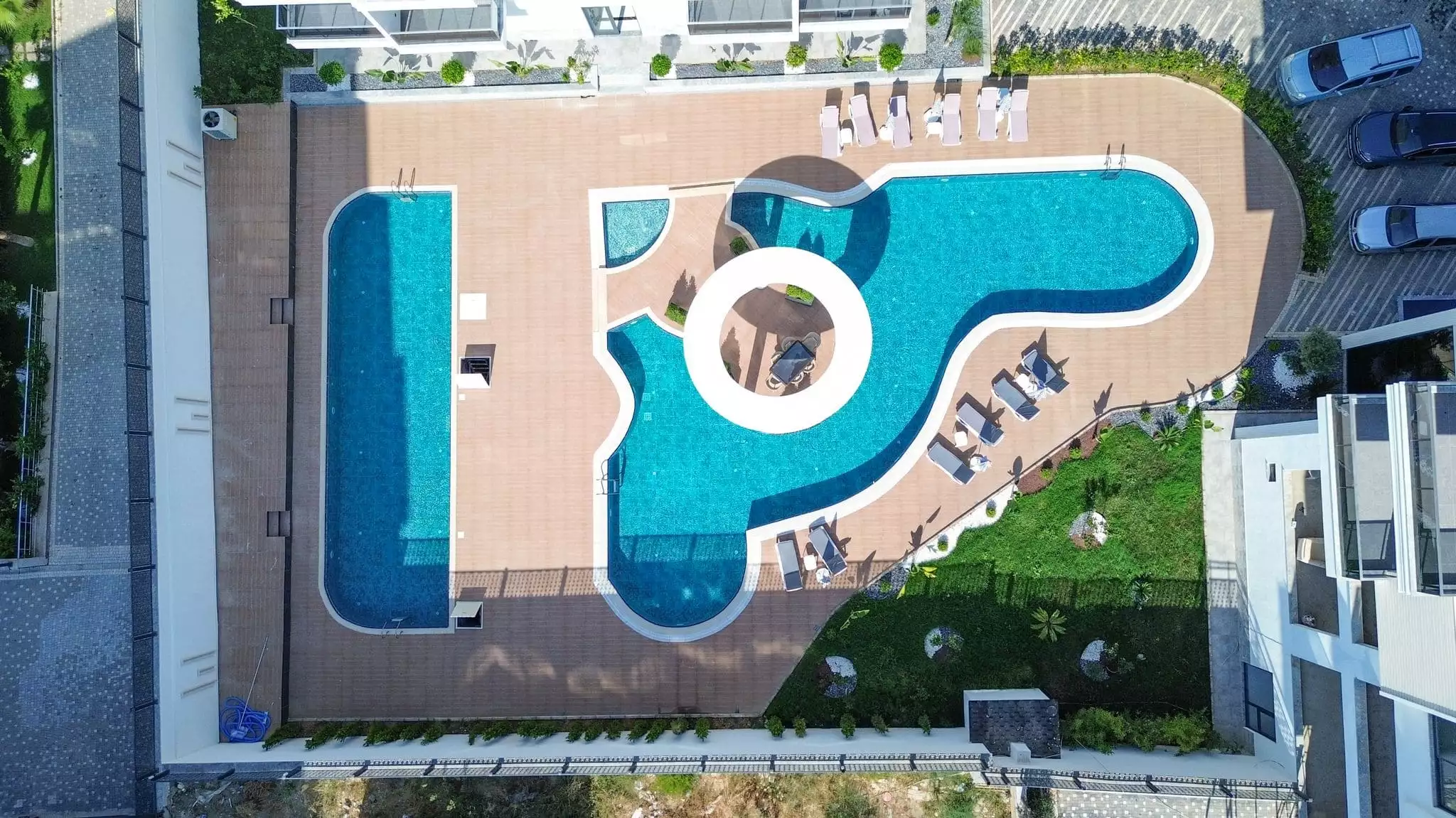 Flat 50m² in Turkey, Kargicak. Priced at 180000€ rent photo-8