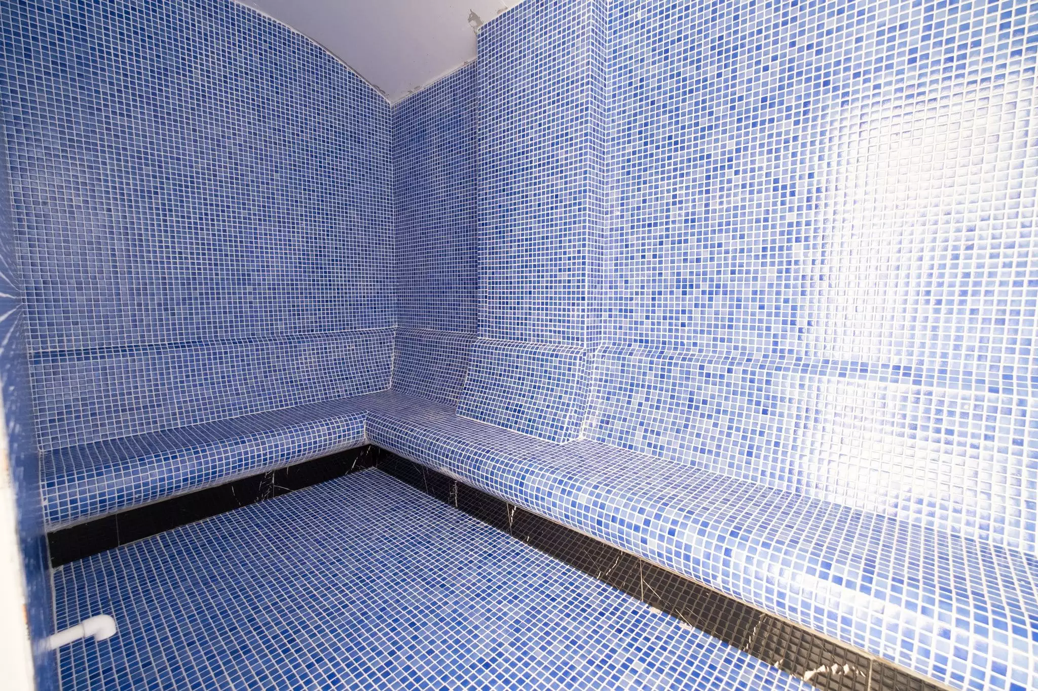 Flat 50m² in Turkey, Kargicak. Priced at 180000€ rent photo-12