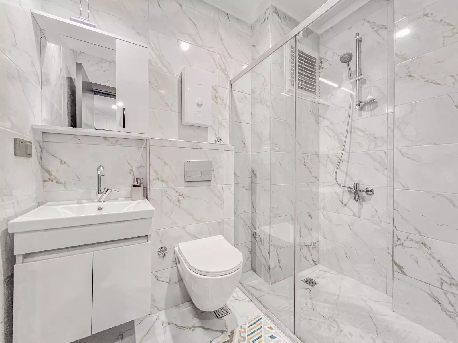 Flat 95m² in Turkey, Mahmutlar. Priced at 165000€ rent photo-12