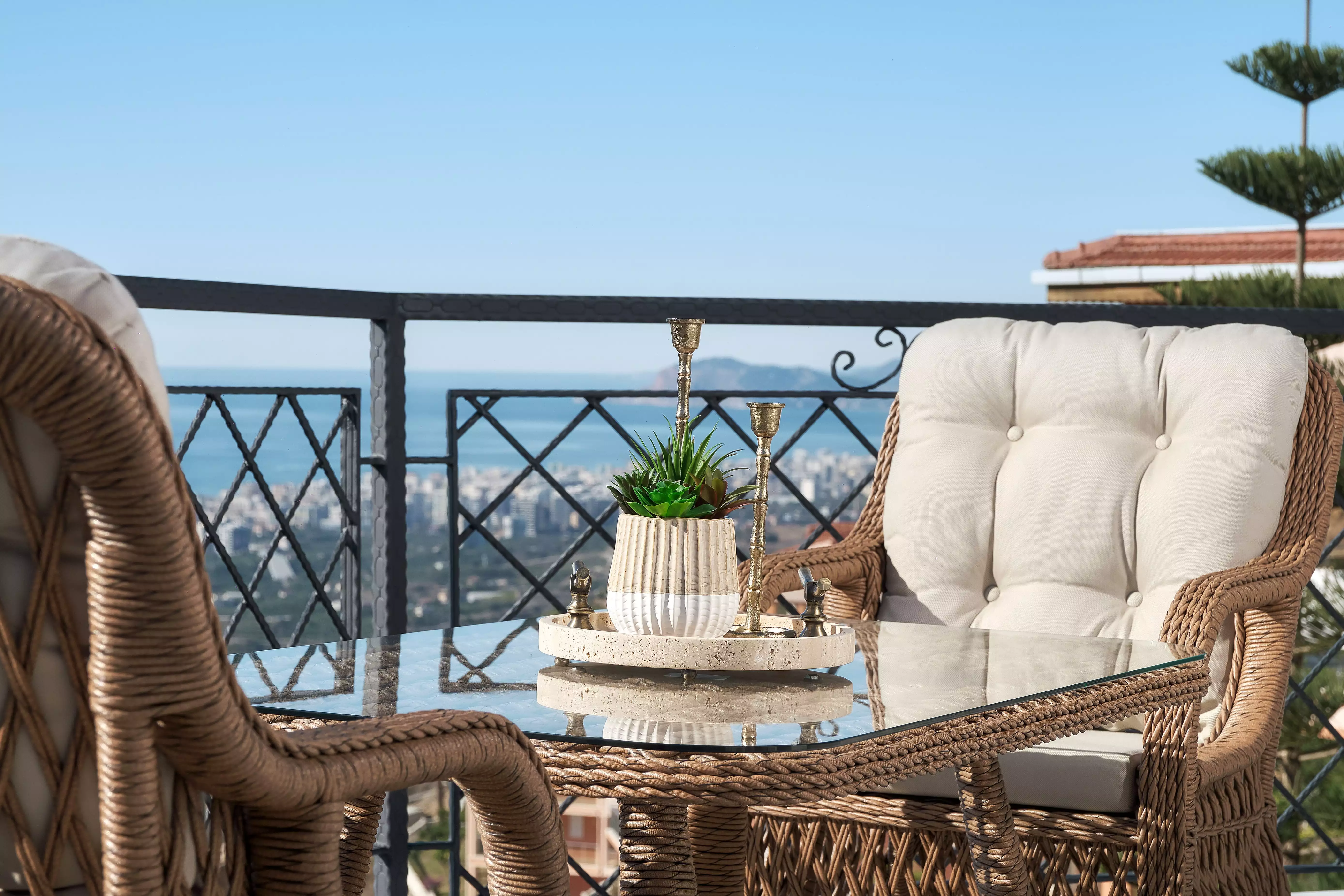 Villa 704m² in Turkey, Kargicak. Priced at 1190000€ rent photo-18