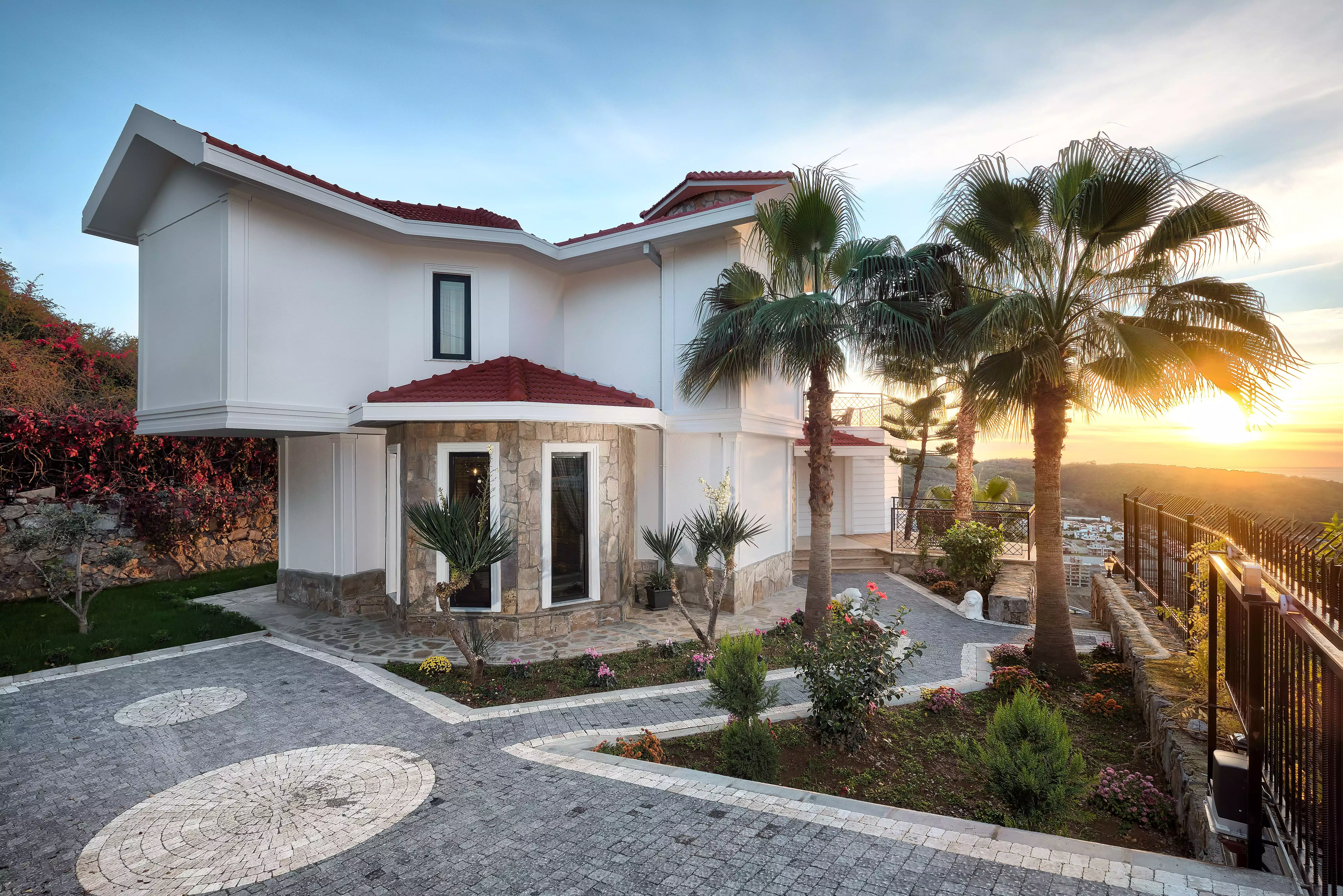 Villa 704m² in Turkey, Kargicak. Priced at 1190000€ rent photo-28