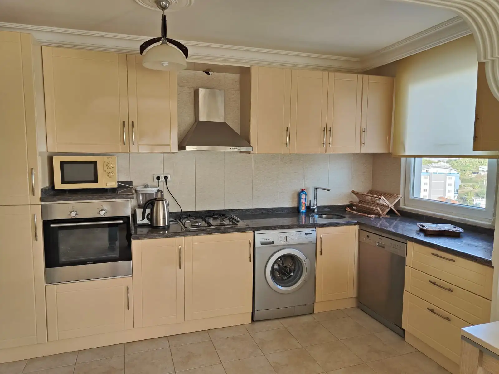 Flat 100m² in Turkey, Mahmutlar. Priced at 103500€ rent photo-5