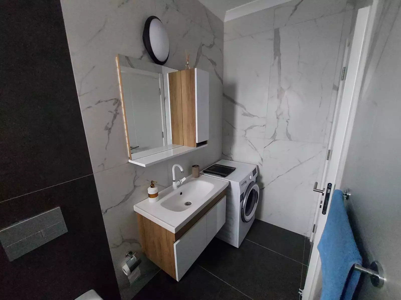 Flat 80m² in Cyprus, Caraolanol. Priced at 150000€ rent photo-11