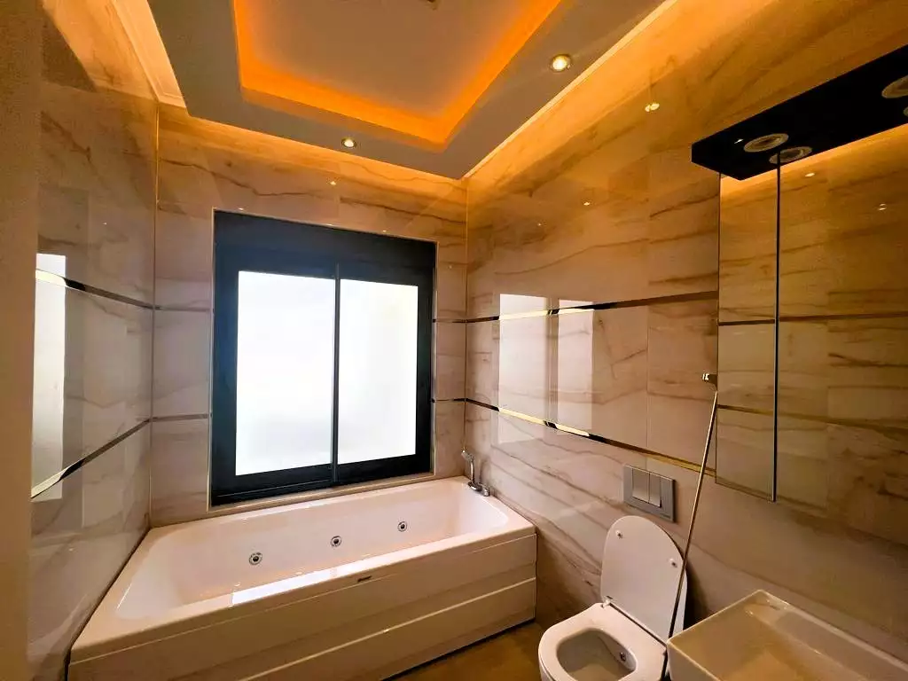 Penthouse 130m² in Turkey, Mahmutlar. Priced at 352000€ rent photo-11