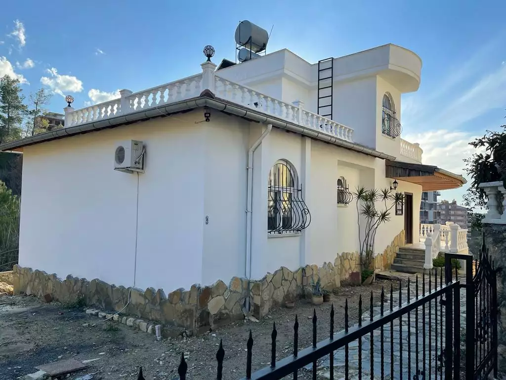 Villa 220m² in Turkey, Avsallar. Priced at 198000€ rent photo-3