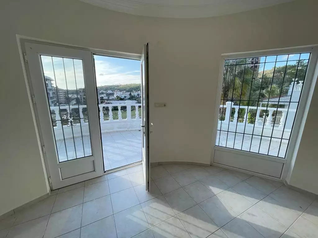 Villa 220m² in Turkey, Avsallar. Priced at 198000€ rent photo-27