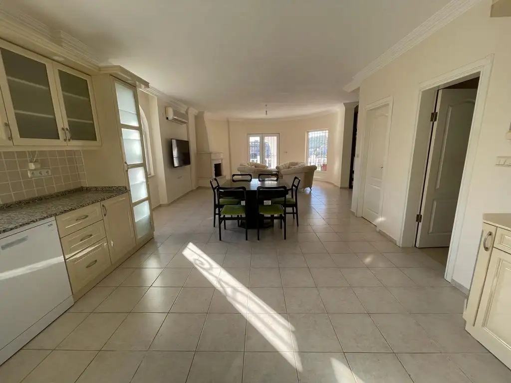 Villa 220m² in Turkey, Avsallar. Priced at 198000€ rent photo-15