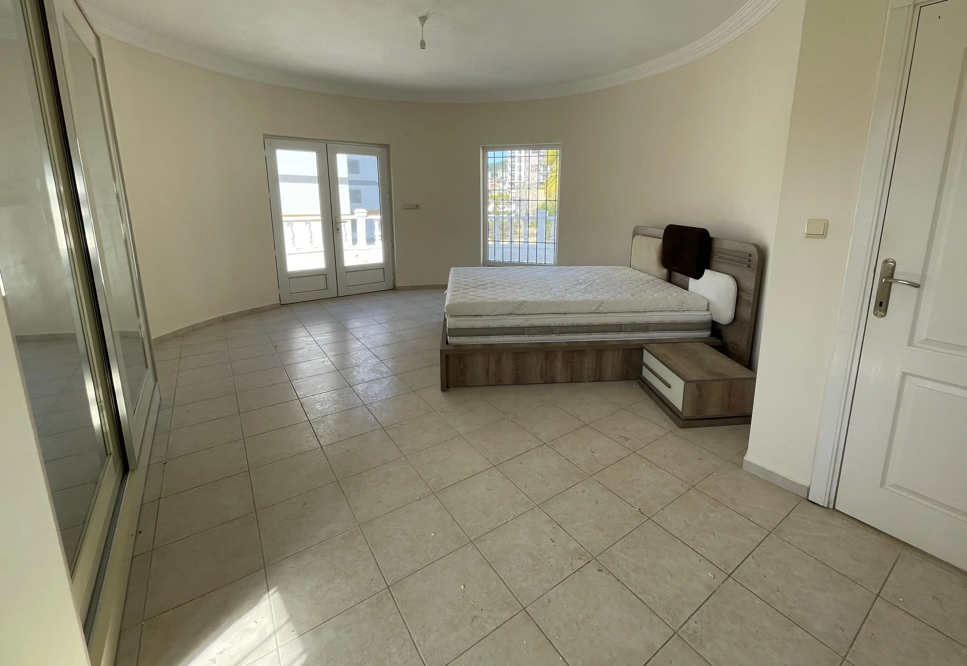 Villa 220m² in Turkey, Avsallar. Priced at 198000€ rent photo-25