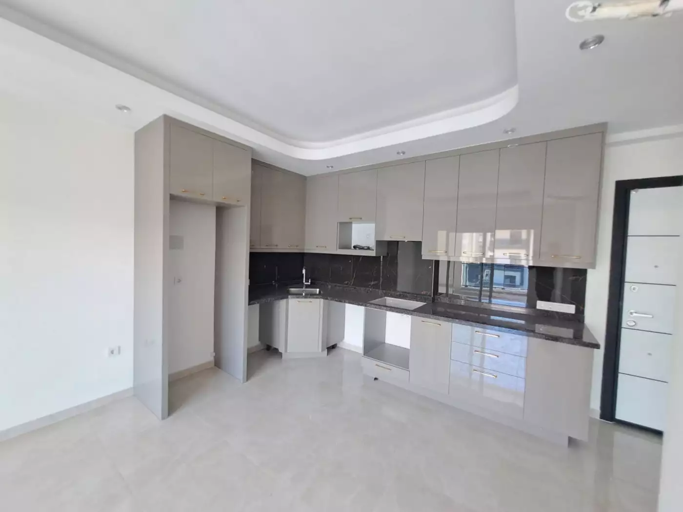 Flat 55m² in Turkey, Mahmutlar. Priced at 132000€ rent photo-1