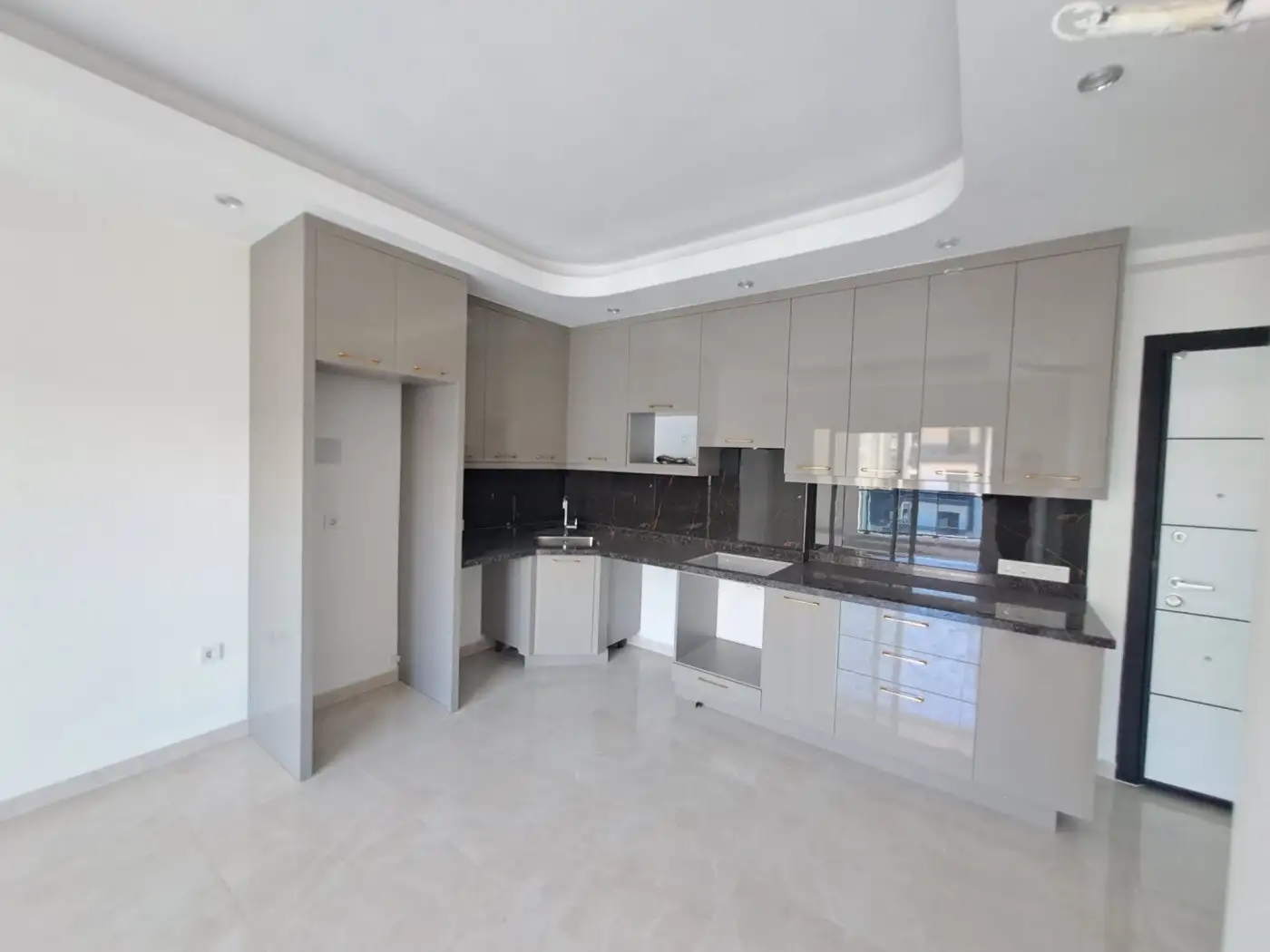 Flat 55m² in Turkey, Mahmutlar. Priced at 132000€ rent photo-1